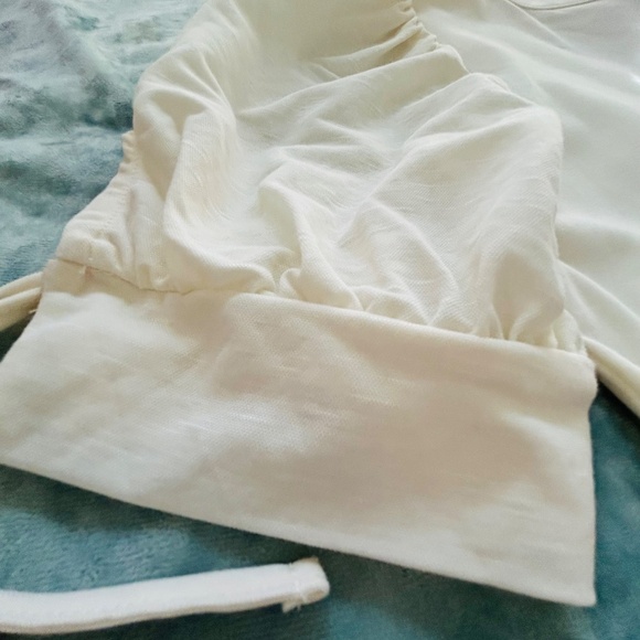 Ann Taylor cream colored top! NWT! Size Large! - Picture 8 of 11